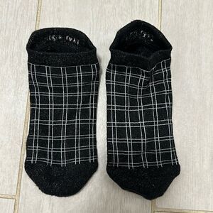 New tavi noir grip socks. Black and glitter OS